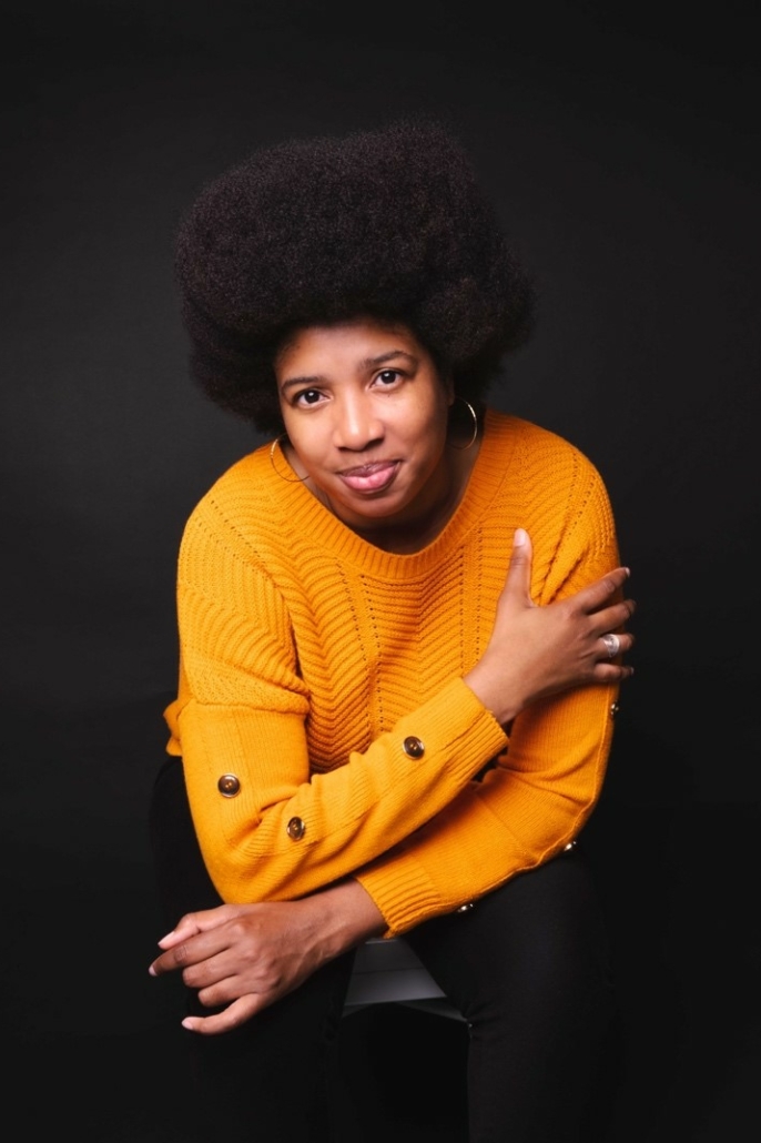 Whitley, Sa Headshot